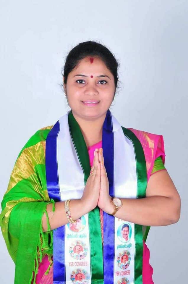 Pamula Pushpa Sreevani | Andhra Pradesh | Deputy Chief Minister | Minister of Tribal Welfare | M.L.A | YSRCP | Kurupam | theLeadersPage | Pulavaram