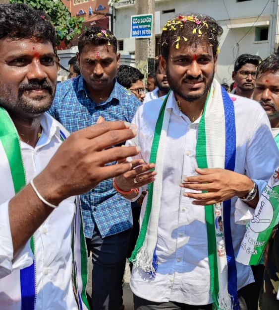 Jada Venkatesh | 27th Division Ongole Municipal Corporator | YSRCP | the Leaders Page