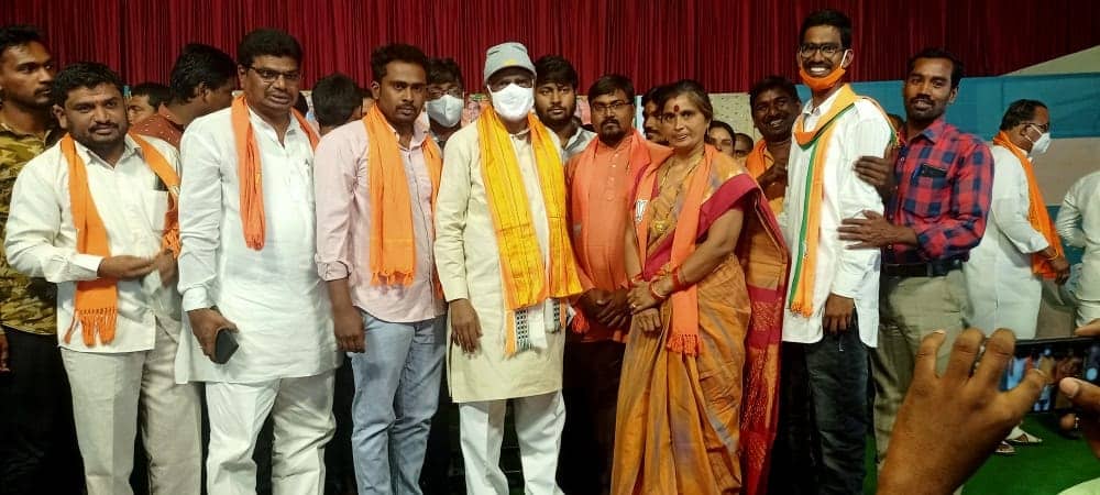 Goli Prabhakar | District President of SC Morcha | BJP | Booth Committee President | Vice President of Division SC Morcha | Incharge of Himayath Nagar assembly constituency | Hyderabad City Executive Member | State SC Morcha Executive Member | Incharge of Warangal District SC Morcha | Nalgonda District General Secretary | President of SC Morcha | Incharge of Tungaturti constituency | State Secretary of SC Morcha | Incharge of Rayalaseema Zone | State Official Spokesperson of SC Morcha | State President of the Disability Rights Committee | Aitipamula | Kattangoor | Nakrekal | Nalgonda | Telangana | theLeadersPage