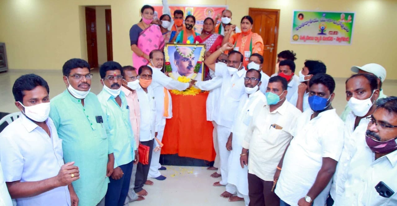 Goli Prabhakar | District President of SC Morcha | BJP | Booth Committee President | Vice President of Division SC Morcha | Incharge of Himayath Nagar assembly constituency | Hyderabad City Executive Member | State SC Morcha Executive Member | Incharge of Warangal District SC Morcha | Nalgonda District General Secretary | President of SC Morcha | Incharge of Tungaturti constituency | State Secretary of SC Morcha | Incharge of Rayalaseema Zone | State Official Spokesperson of SC Morcha | State President of the Disability Rights Committee | Aitipamula | Kattangoor | Nakrekal | Nalgonda | Telangana | theLeadersPage