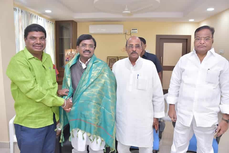 Goli Prabhakar | District President of SC Morcha | BJP | Booth Committee President | Vice President of Division SC Morcha | Incharge of Himayath Nagar assembly constituency | Hyderabad City Executive Member | State SC Morcha Executive Member | Incharge of Warangal District SC Morcha | Nalgonda District General Secretary | President of SC Morcha | Incharge of Tungaturti constituency | State Secretary of SC Morcha | Incharge of Rayalaseema Zone | State Official Spokesperson of SC Morcha | State President of the Disability Rights Committee | Aitipamula | Kattangoor | Nakrekal | Nalgonda | Telangana | theLeadersPage