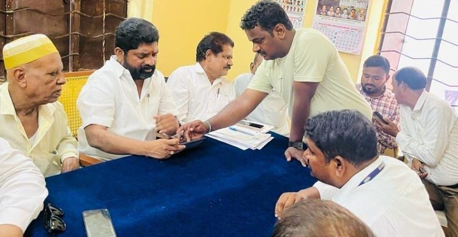 MANDAGIRI SWAMY YADAV (2)