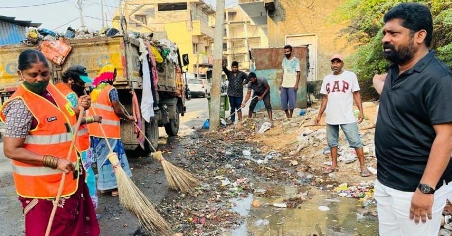 MANDAGIRI SWAMY YADAV (3)