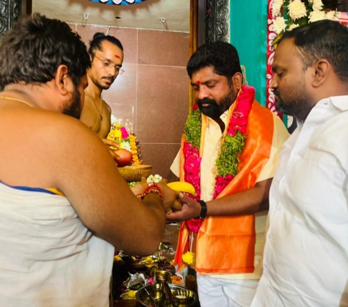 MANDAGIRI SWAMY YADAV (4)