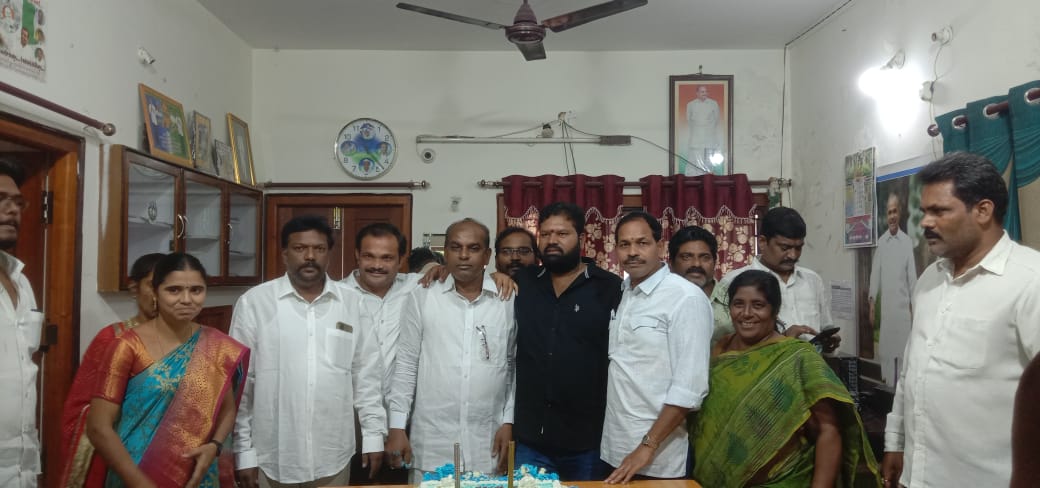 Chinta Venkata Ramarao | YSRCP Urban President | YSRCP | Piduguralla | the Leaders Page