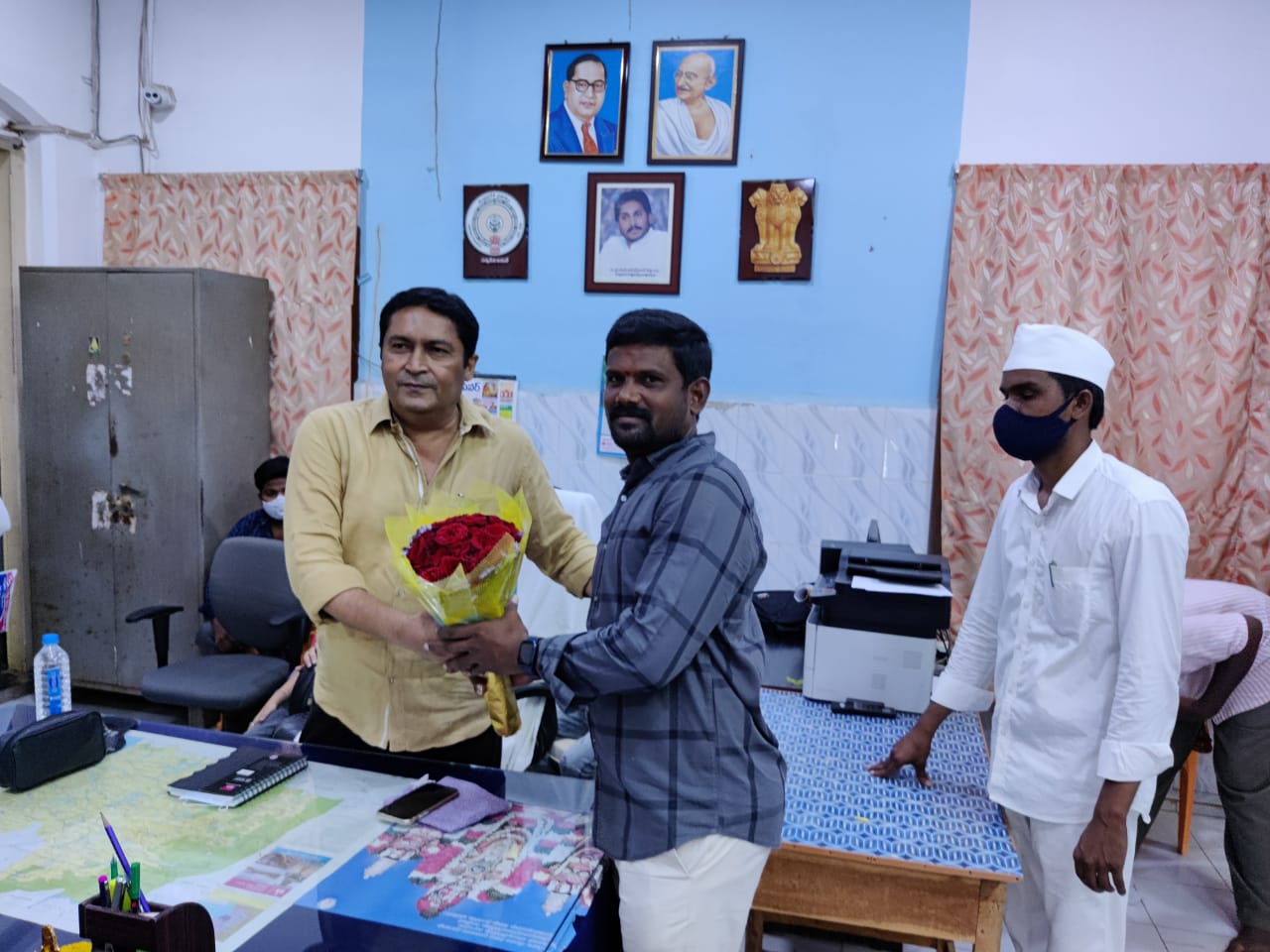 Jada Venkatesh | 27th Division Ongole Municipal Corporator | YSRCP | the Leaders Page