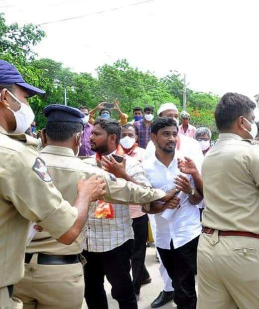 Mallela Jagadeesh | State Secretary of Rayalaseema Vidyarthi Samakya | AISF | RSF | RVS | District Secretary of RSF | Kommaddi | Veerapanayani Palle | Kamalapuram | Kadapa | Andhra Pradesh | theLeadersPage