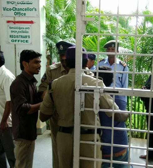 Mallela Jagadeesh | State Secretary of Rayalaseema Vidyarthi Samakya | AISF | RSF | RVS | District Secretary of RSF | Kommaddi | Veerapanayani Palle | Kamalapuram | Kadapa | Andhra Pradesh | theLeadersPage