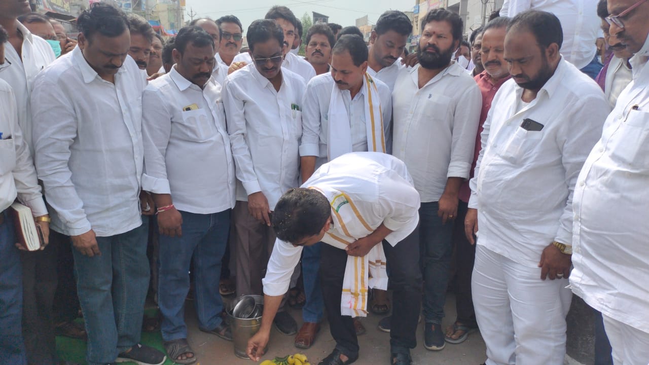 Chinta Venkata Ramarao | YSRCP Urban President | YSRCP | Piduguralla | the Leaders Page