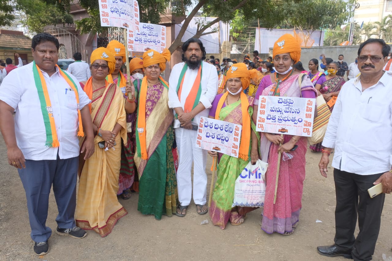 Pilli Satyanarayana | Mandal Social Media Convenor | Rayavaram | the Leaders Page