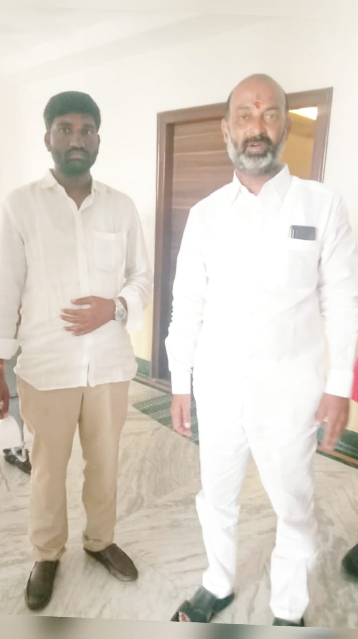 Pilli Satyanarayana | Mandal Social Media Convenor | Rayavaram | the Leaders Page