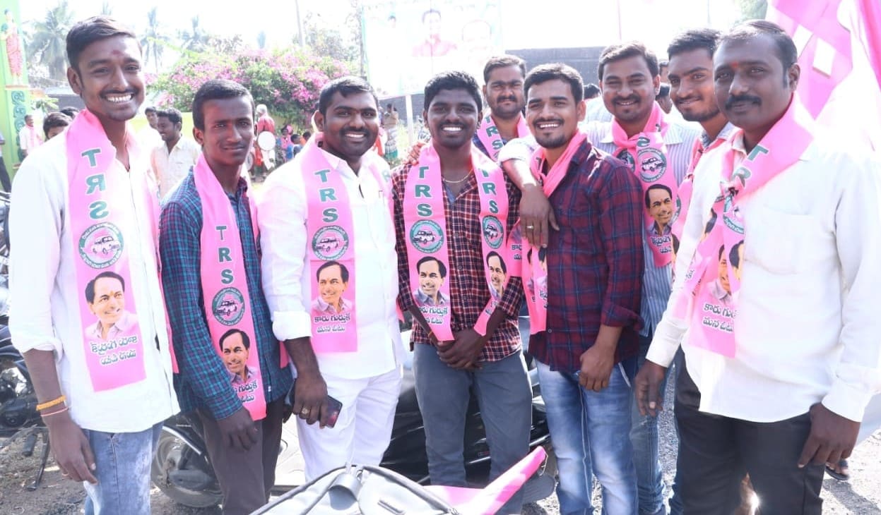 Tenkurala Kishore | Party Activist | Jemikunta | the Leaders Page