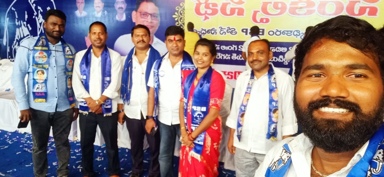 Gudise Srinivasulu (30)