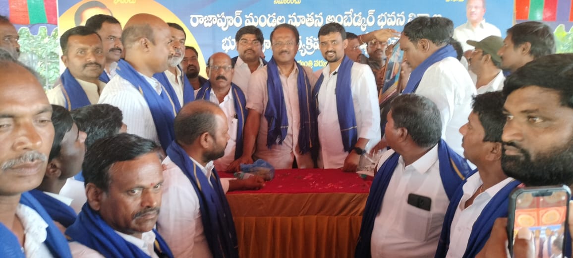 MONDI VIJAY KUMAR (27)