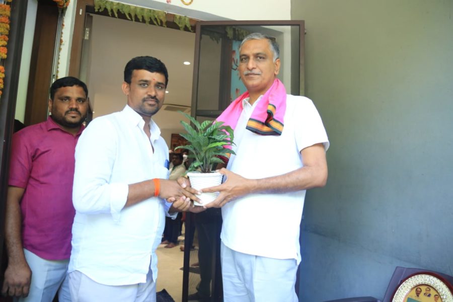 MONDI VIJAY KUMAR (7)