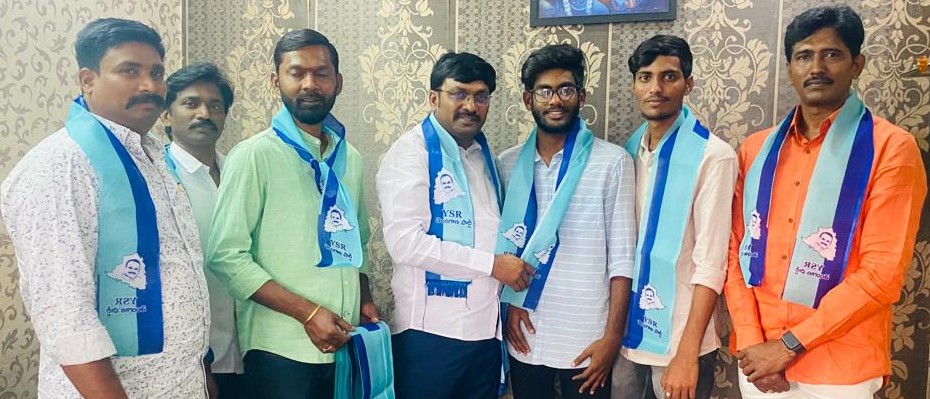 KOTLA CHAKRADHAR REDDY- (14)