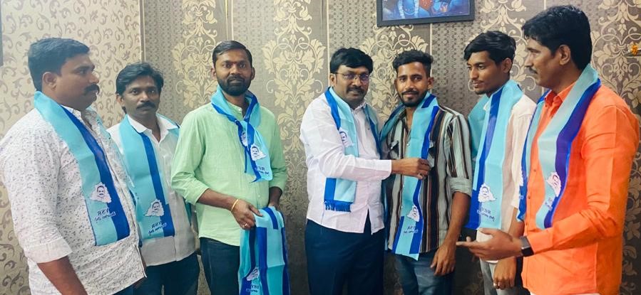 KOTLA CHAKRADHAR REDDY- (15)