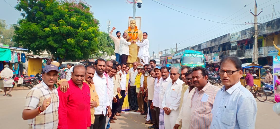 Kalla Jaidev Yadav (11)