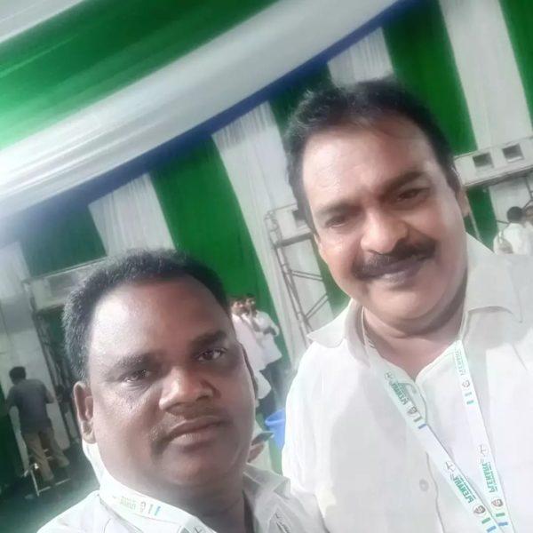 Yobu Uppalapati (K. Yobu) (24)