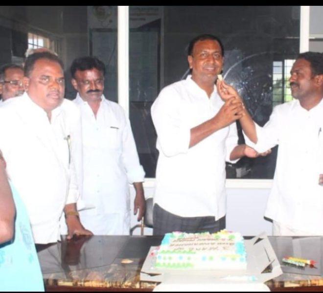 Yobu Uppalapati (K. Yobu) (54)