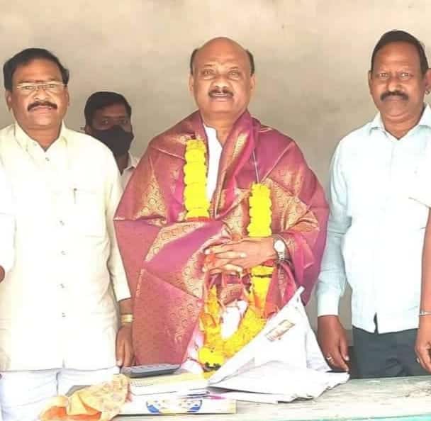 Atukuri Nageswara Rao(Chinna Babu) (39)