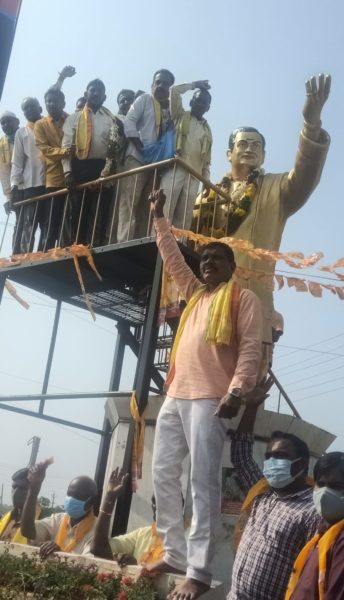 Erravelli Ravinder (22)