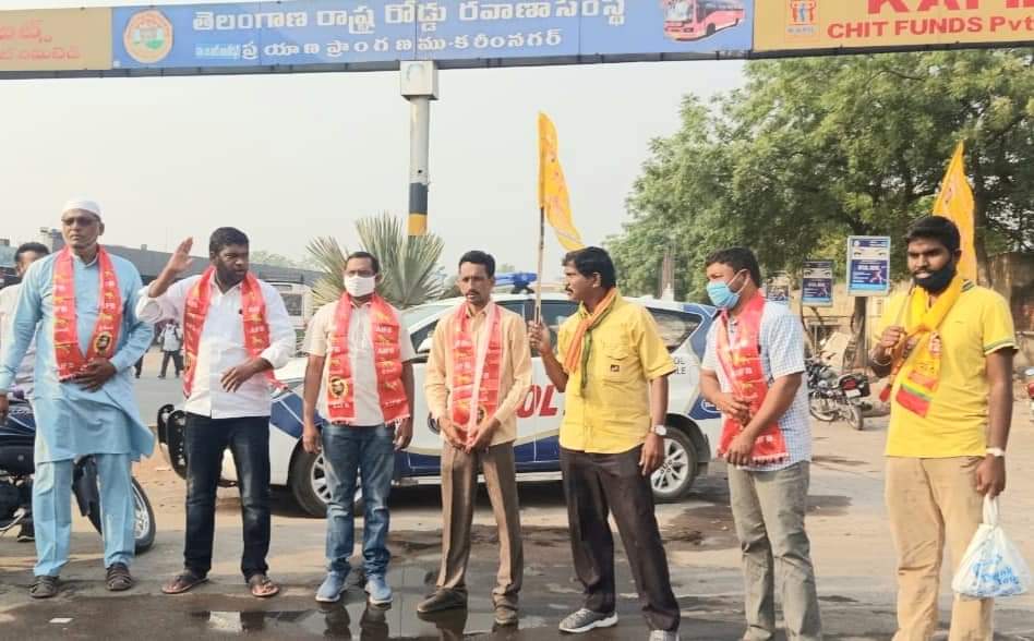 Erravelli Ravinder (46)