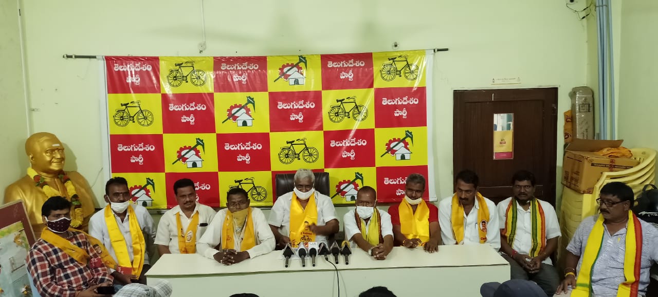 Erravelli Ravinder (72)