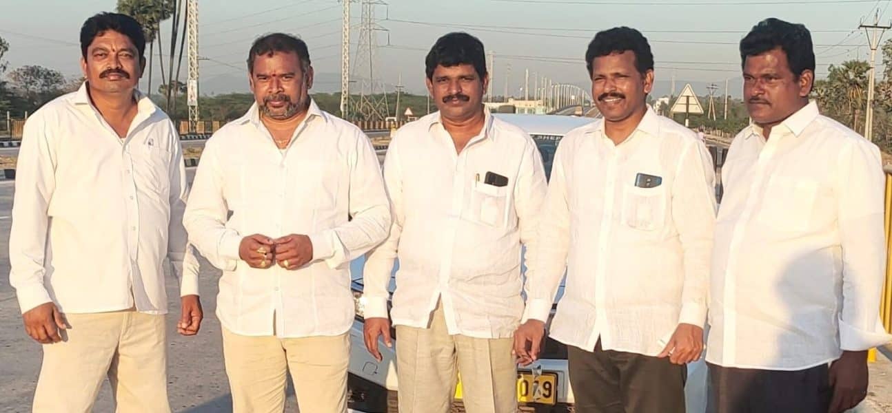 Yanamadala Srinivas (41)