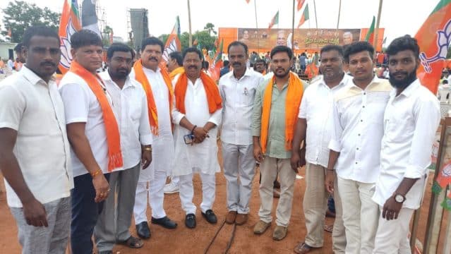 Nandala Srinivas (38)