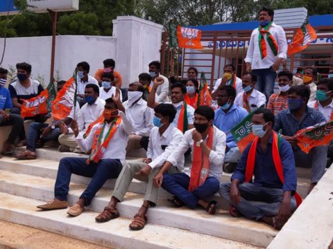 Nandala Srinivas (49)