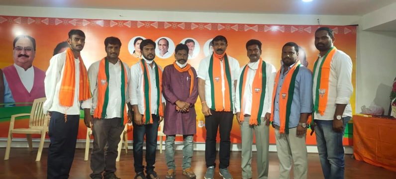 Nandala Srinivas (53)