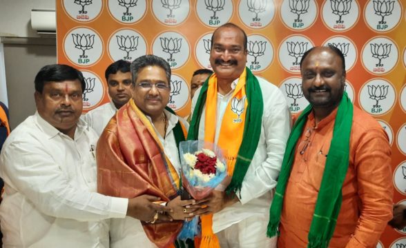 Padamati Jagan Mohan Reddy (27)