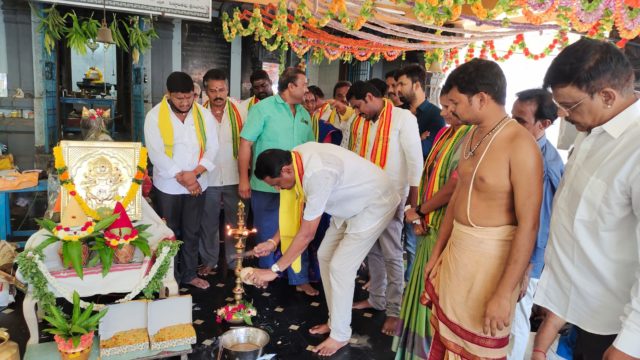 Vidadhasari Nagendra (2)