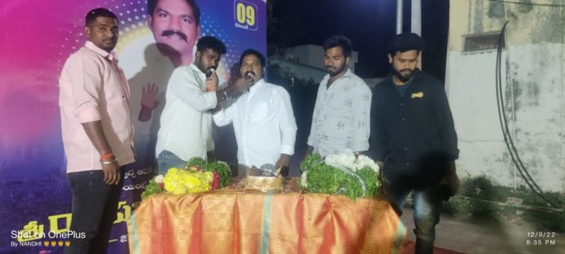 08-29-37-857636398672854