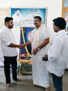 Kadamanda Srihari (24)