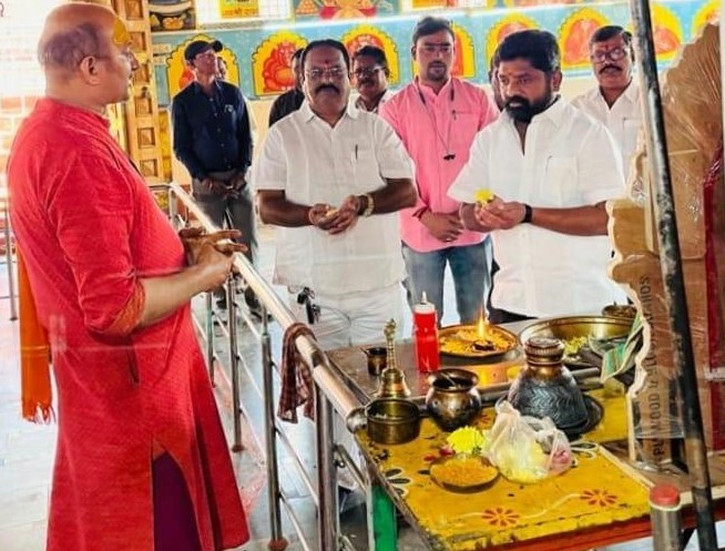 MANDAGIRI SWAMY YADAV (4)