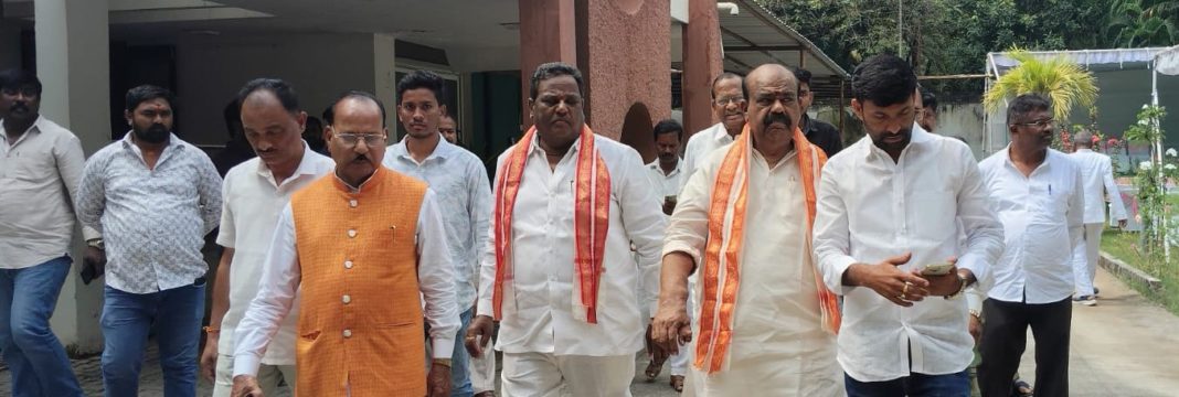 KUNDARAM GANESH CHARY (9)