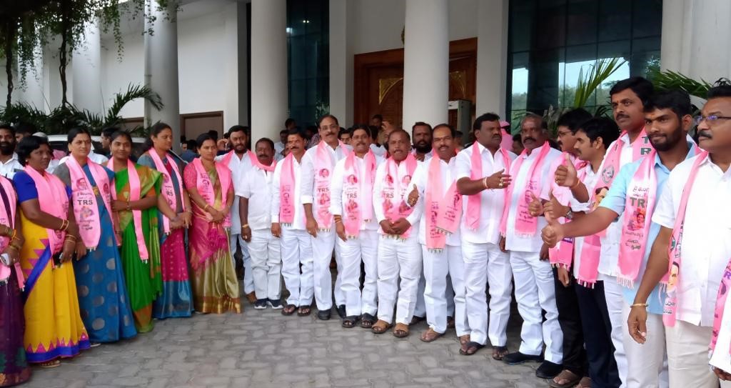 Manda Sanjeeva Reddy (25)