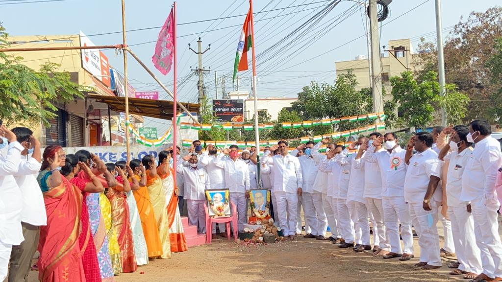 Manda Sanjeeva Reddy (30)