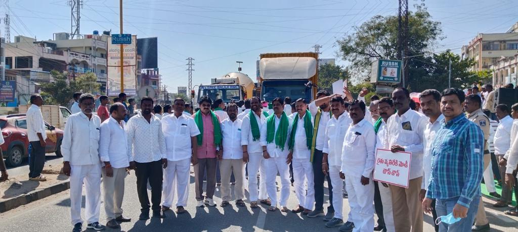 Manda Sanjeeva Reddy (35)