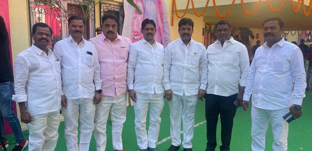 Manda Sanjeeva Reddy (45)