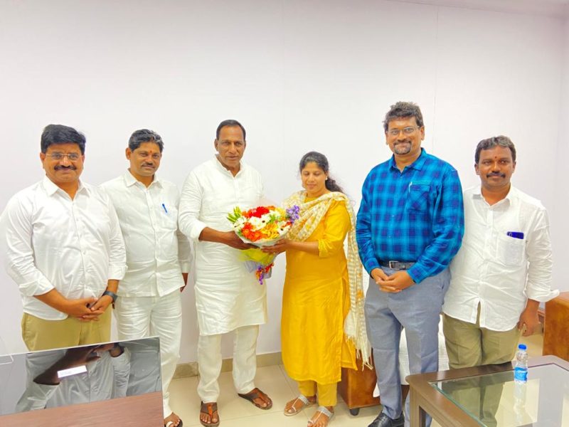 Manda Sanjeeva Reddy (52)