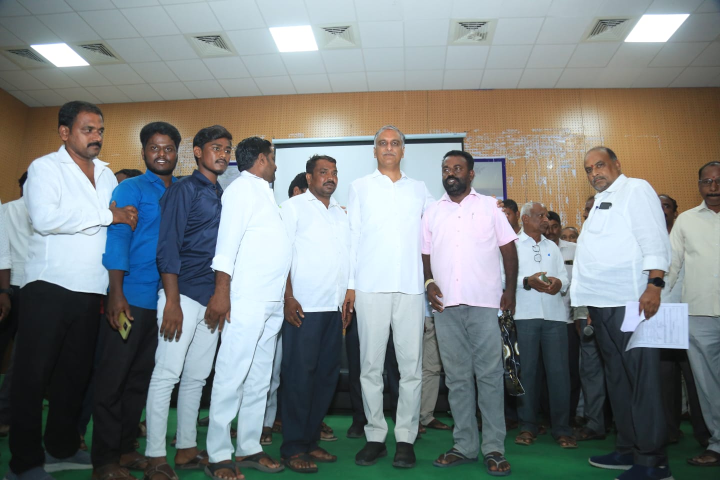 Mucharla Satish | Village President | Obulapur | TRS | the Leaders Page