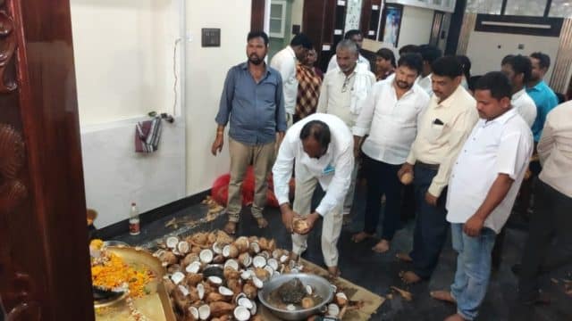 Pandiri Nagireddy (2)