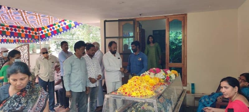 Pandiri Nagireddy (32)