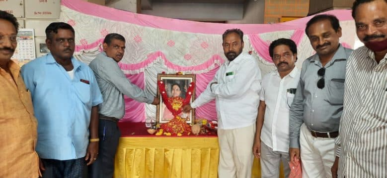 Pandiri Nagireddy (34)