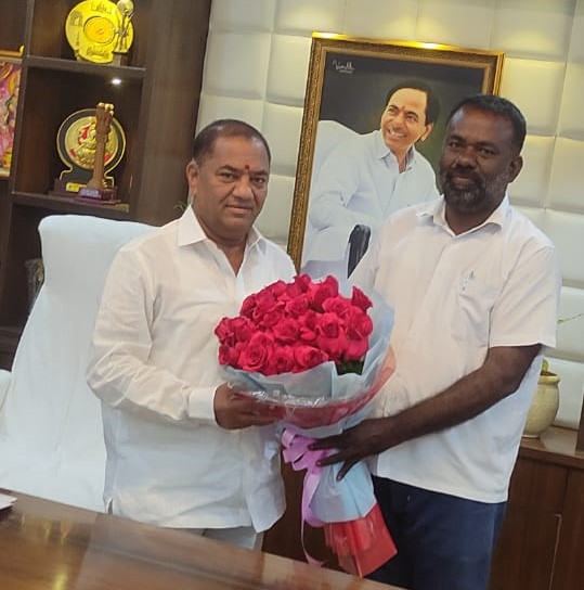 Mucharla Satish | Village President | Obulapur | TRS | the Leaders Page