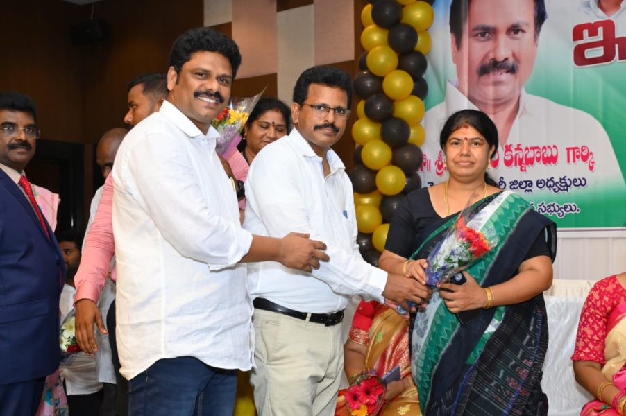 Yanamadala Srinivas (17)