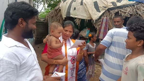 Makineedi Seshukumari 2